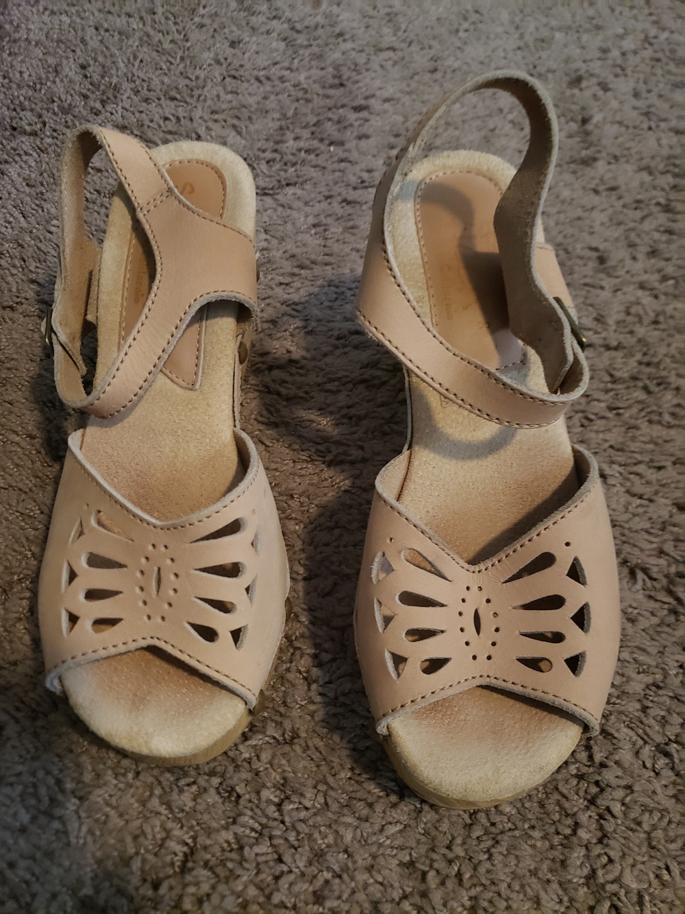 Women’s Beige Cutout Slingback Wooden Heel Sandals